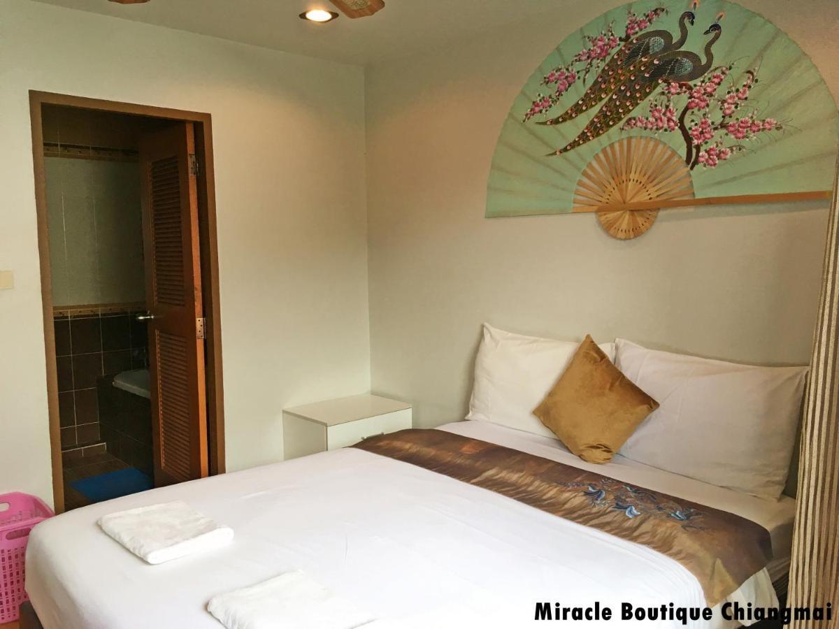 מלון צ'יאנג מאי Miracle Boutique Chiangmai מראה חיצוני תמונה
